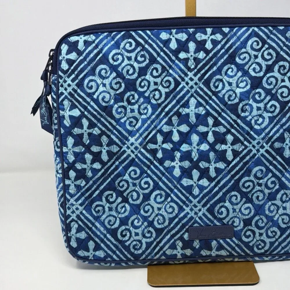 Vera Bradley Cuban Tiles Laptop Sleeve Case Quilted Zip Padded Blue